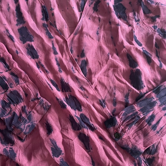 Tie-Dye Purple and Pink Silk L/S Blouse. Drape Front Bohemian Feel - Picture 3 of 8